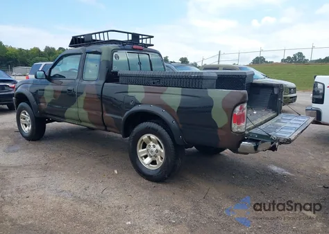 1995 Toyota Tacoma Xtracab Sr5 z USA, uszkodzony, nr VIN 4TAVN73K3SZ084757